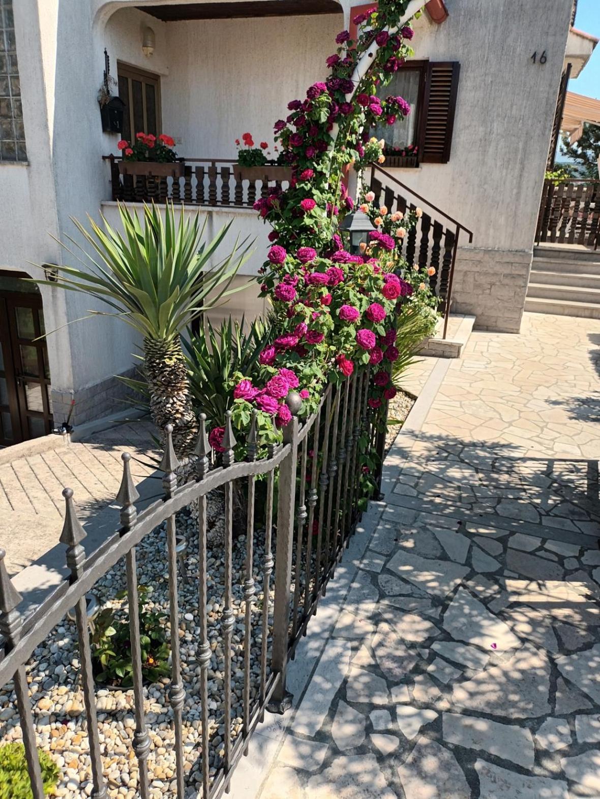 Apartments Peric Opatija Exterior photo